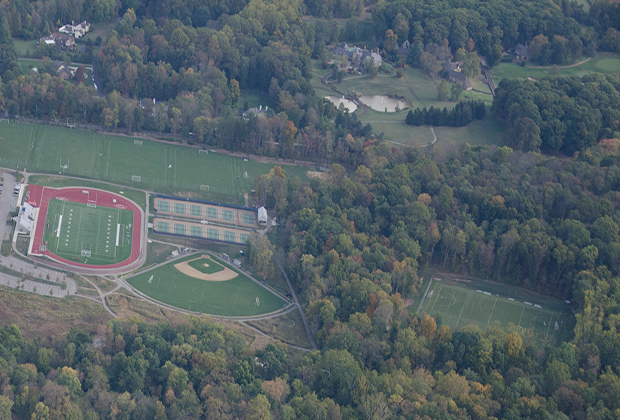 Aerial shot of 十大体育外围平台排名 sports fields, a top private school in the Philadelphia area